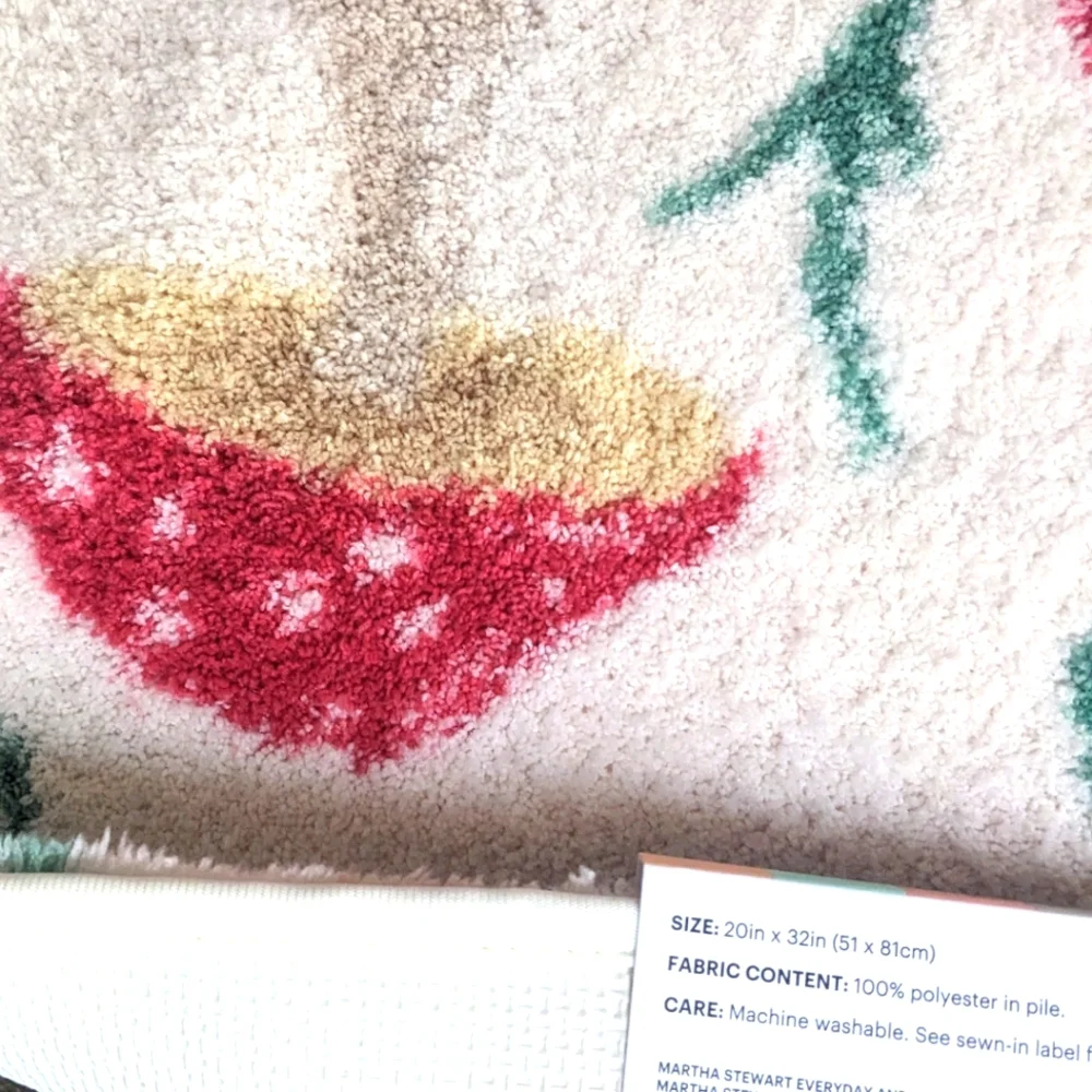 New Martha Stewart MUSHROOM Design Bath Rug Home Decor